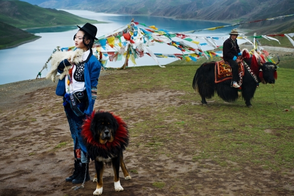 Photograph Nicoline Patricia Malina 7 Days In Tibet on One Eyeland